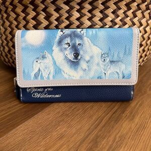 NWOT Bradford Exchange Eddie LePage Spirit Of The Wilderness Trifold Wallet Wolf